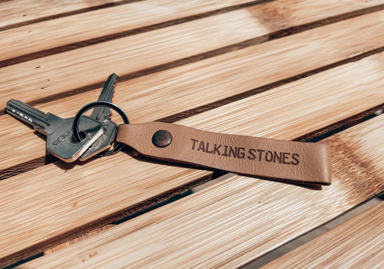 Bed and Breakfast Talking Stones Дольчеаккуа Екстер'єр фото
